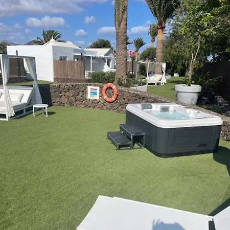 New Lanzasuites Villa *