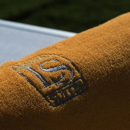 New Lanzasuites Villa