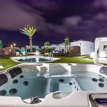 New Lanzasuites Playa Blanca (Lanzarote)