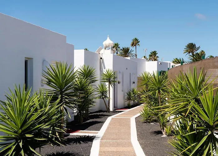 Вилла New Lanzasuites