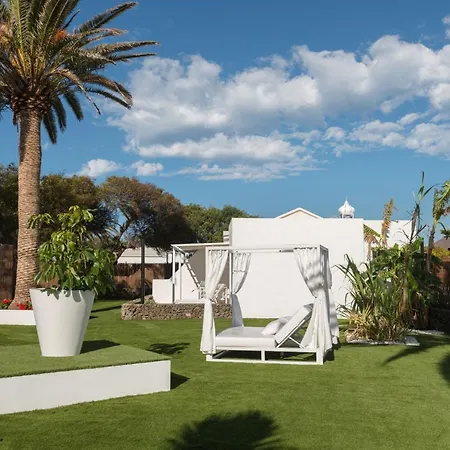 New Lanzasuites * Playa Blanca (Lanzarote)