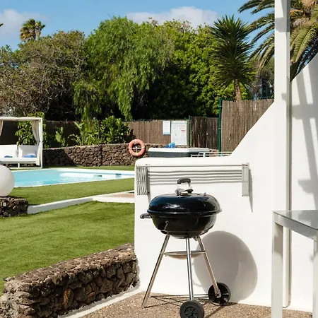 New Lanzasuites Playa Blanca (Lanzarote)